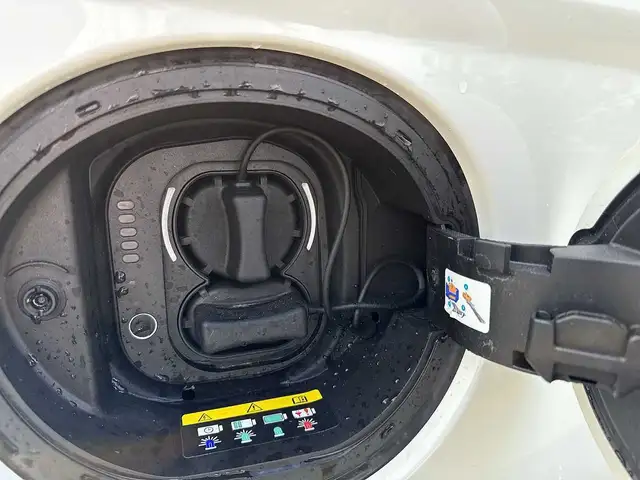 Fiat 500e view 14