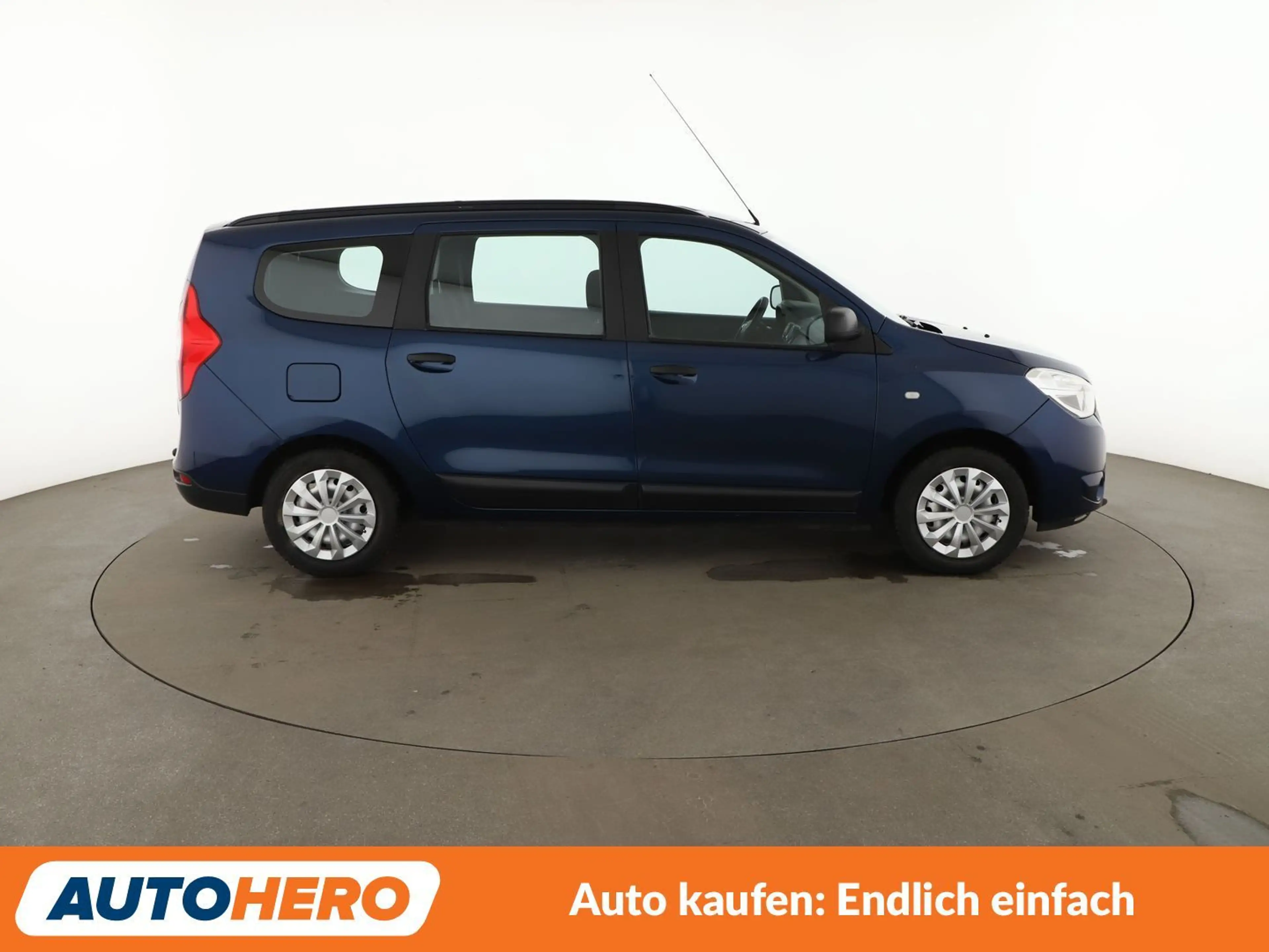 Dacia Lodgy 1.6 SCe Ambiance *AHK* — photo 7