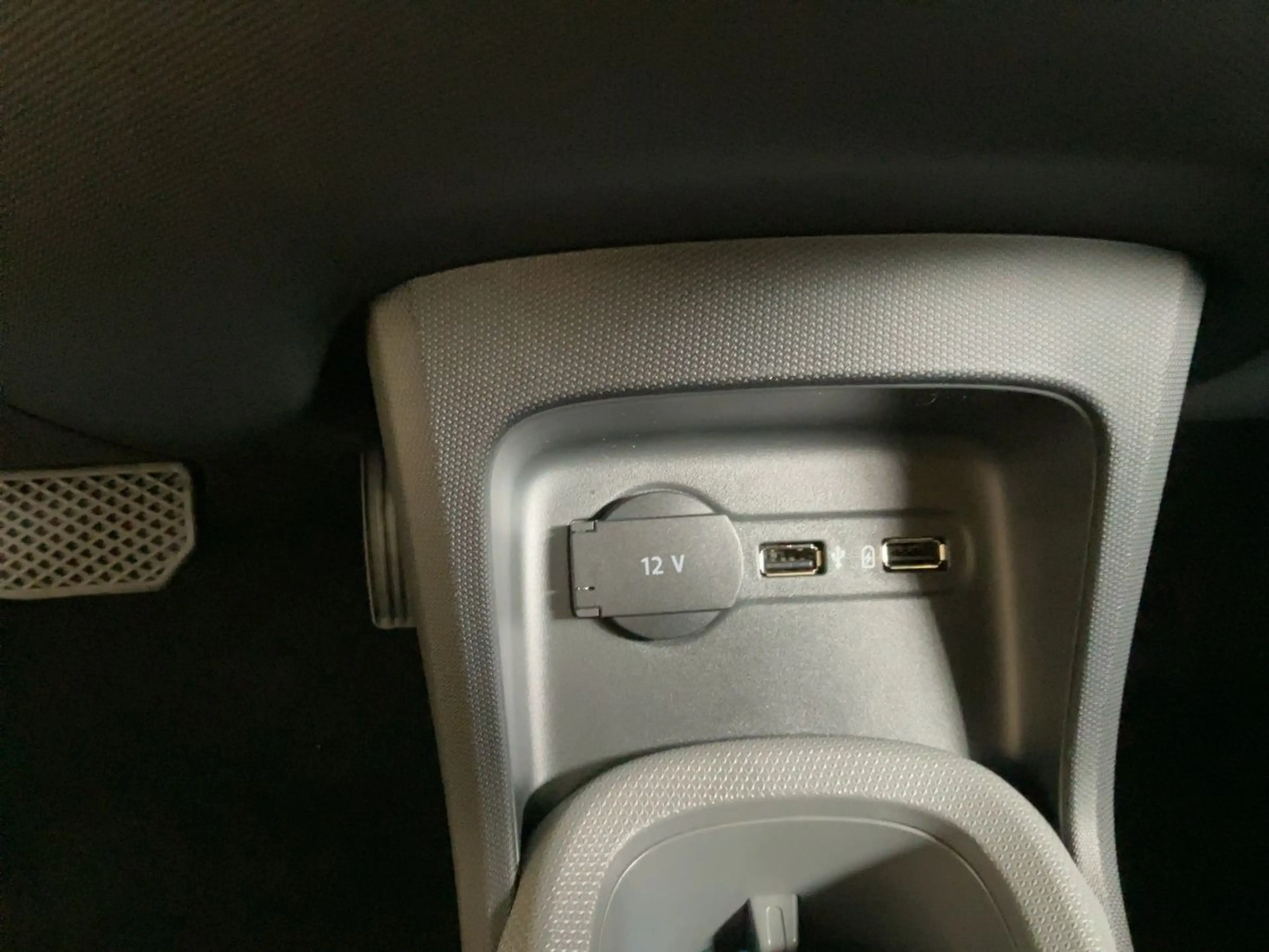 Leapmotor T03 BEV Elektroförderung ACC Navi Kam. KeyLess — photo 15