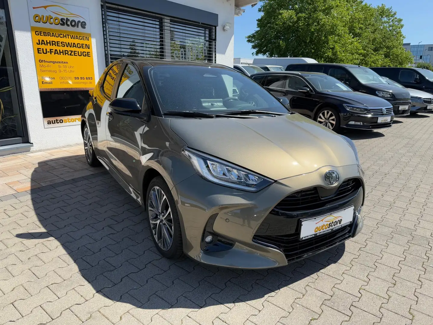 Toyota Yaris 1.5 Dual-VVT-iE Hybrid Style 96 kW (131 PS), Va... Gris - 2