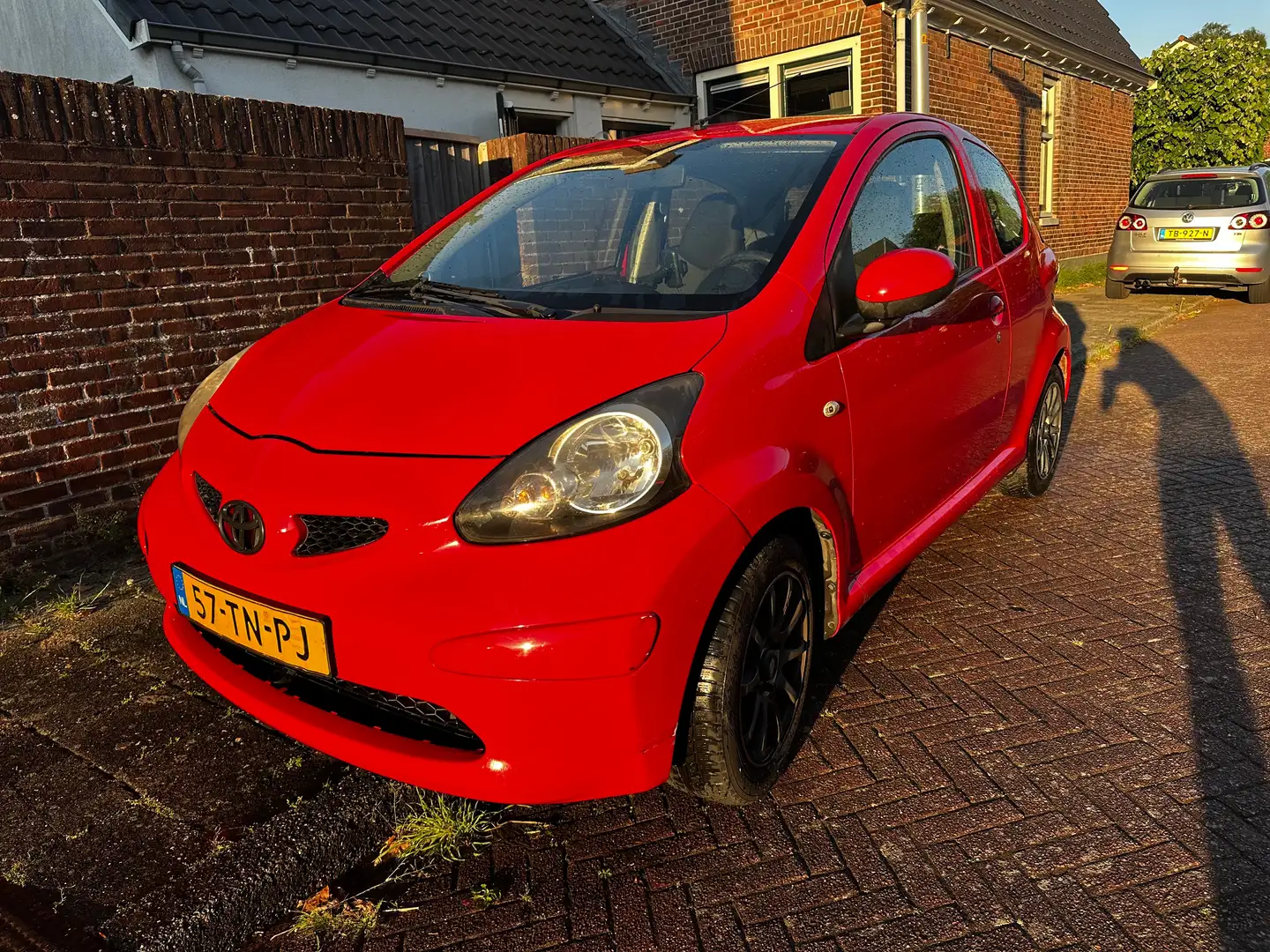 Toyota Aygo Aygo 1.0-12V Comfort Rojo - 1