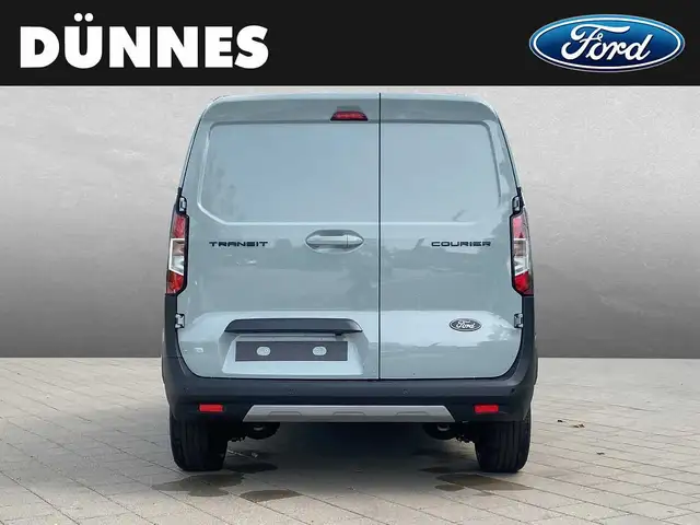 Ford Transit Courier view 7