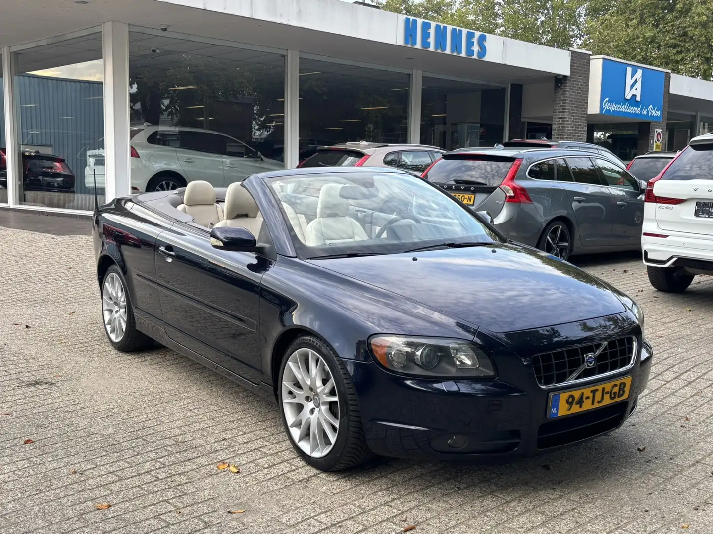Volvo C70 Convertible 2.5 T5 220pk Summum Magic Blue BTW voo Bleu - 1