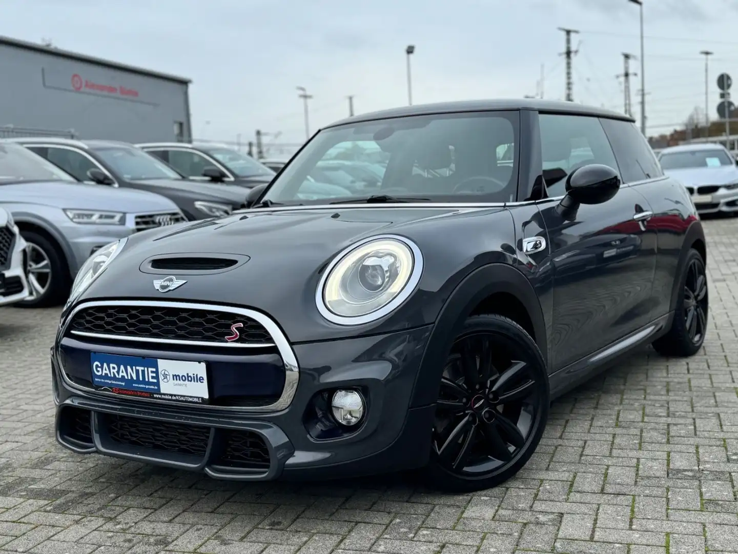 MINI Cooper S JCW   *T-Leder*Navi*LED*Chilli-Paket* Grau - 1