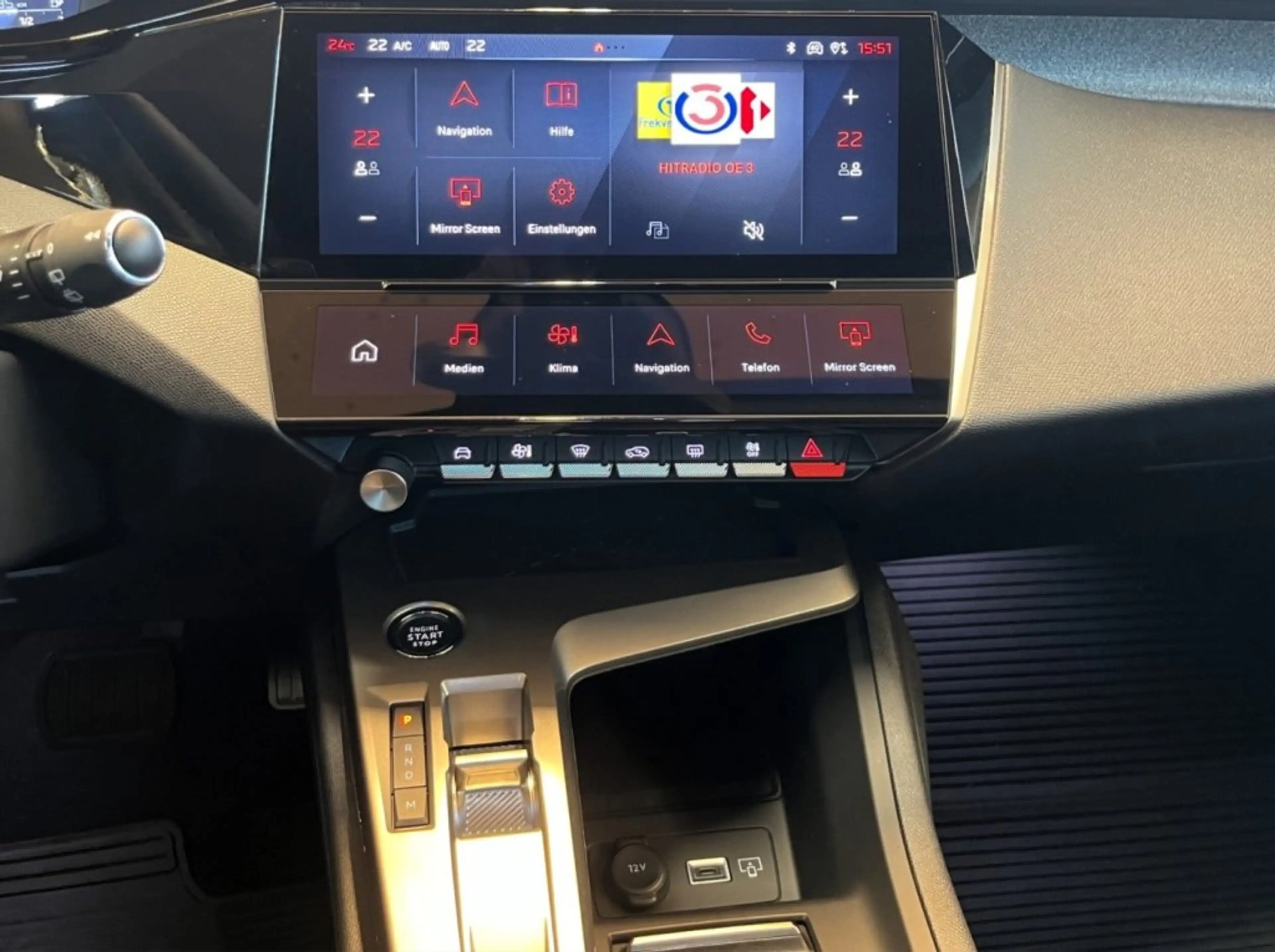 Peugeot 308 Allure MHEV 145 e-DCS6 — photo 15
