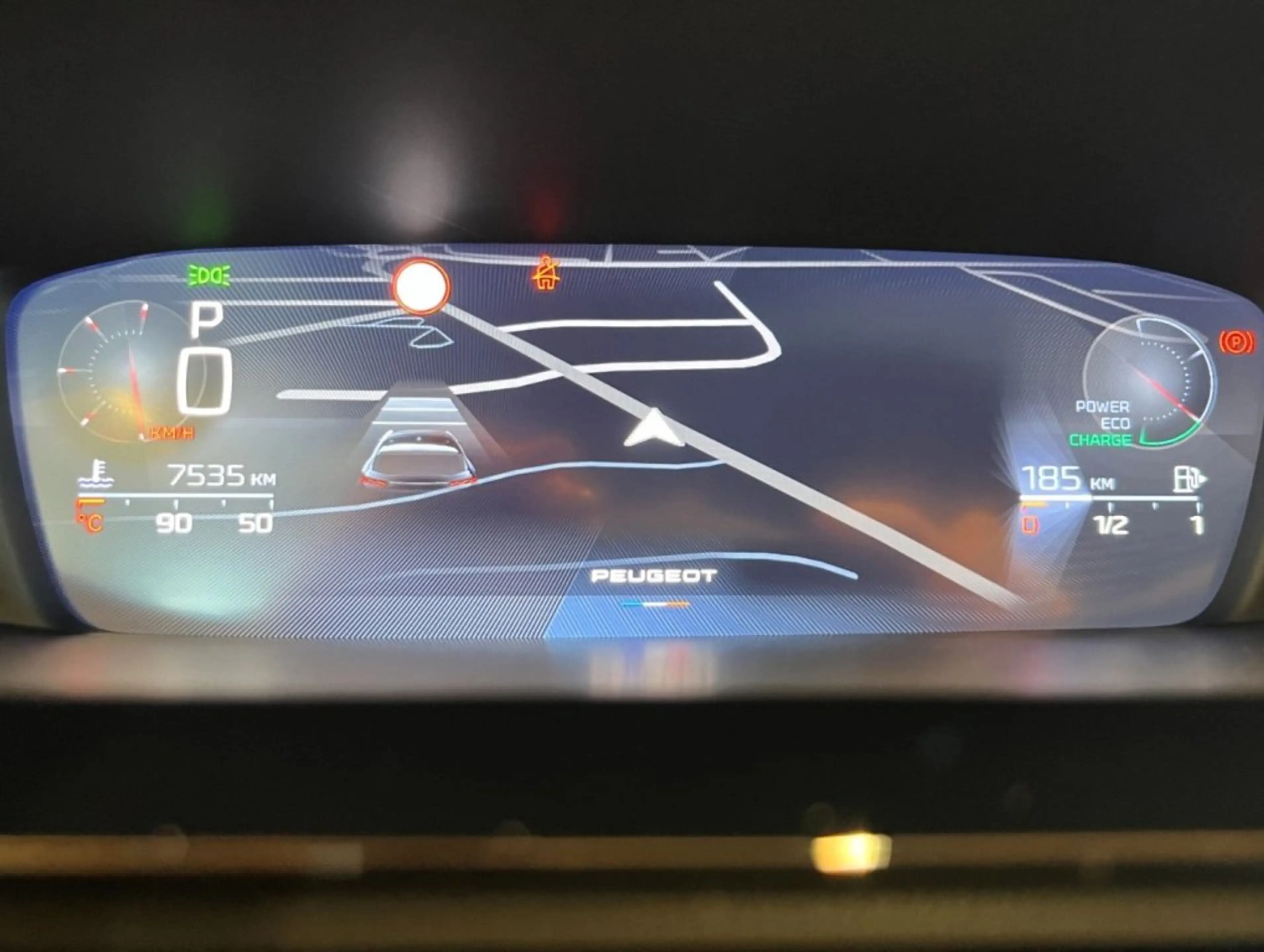 Peugeot 308 Allure MHEV 145 e-DCS6 — photo 11