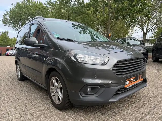 Ford Transit Courier 