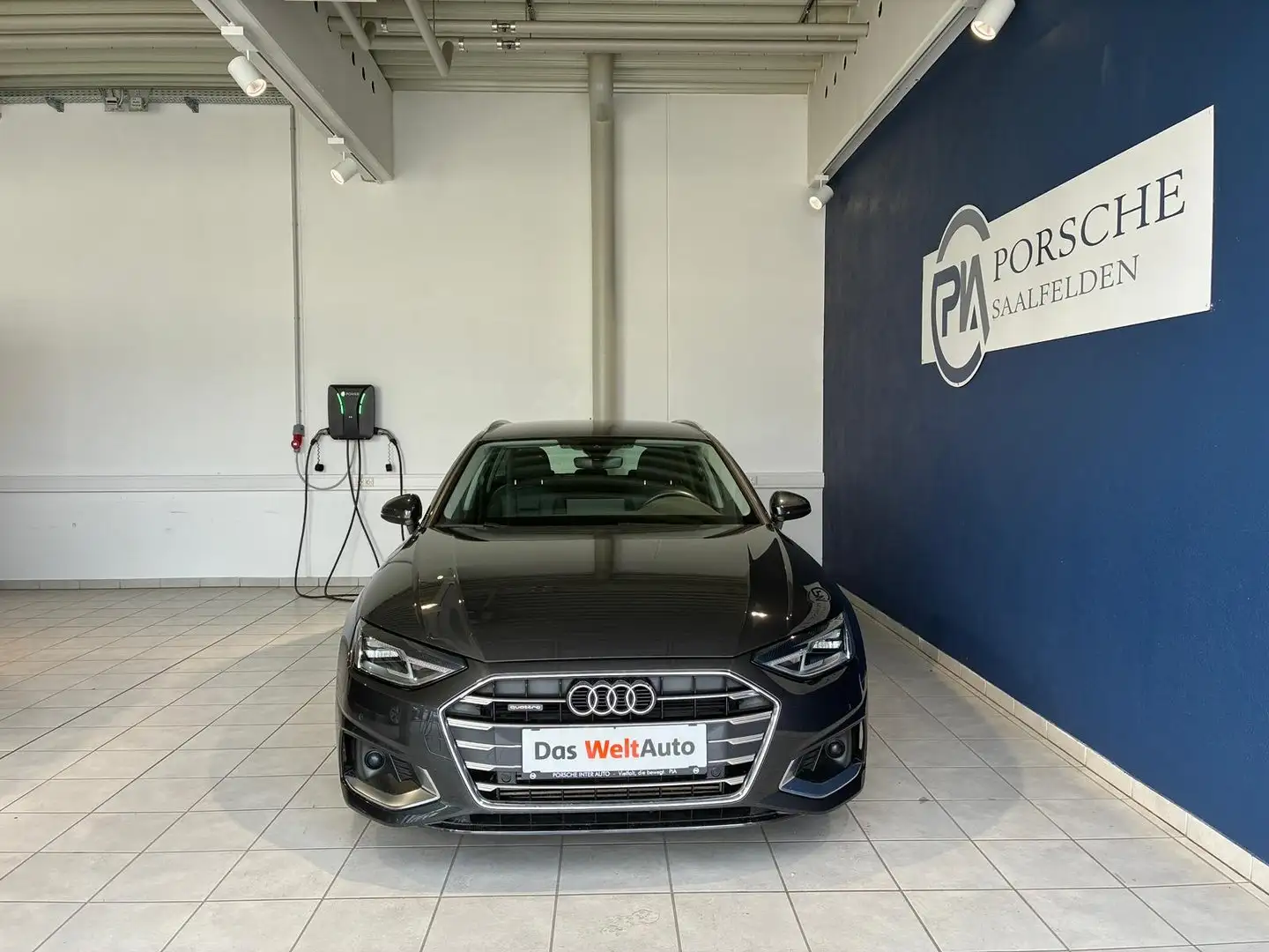 Audi A4 40 TFSI quattro advanced Grau - 2