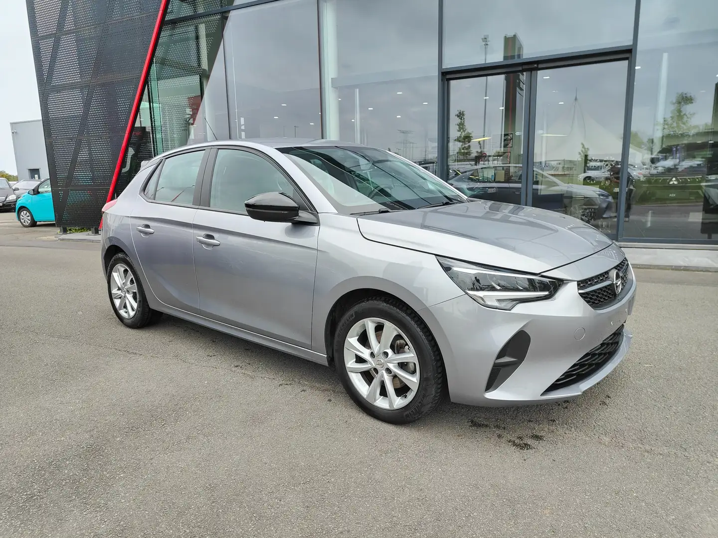 Opel Corsa Corsa 1.2 Direct Inj Turbo Automatic Elegance Zilver - 2