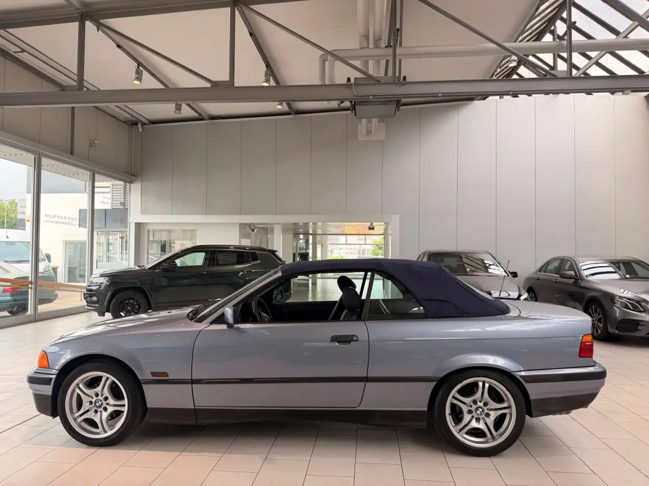 BMW 318 Cabrio * Top Zustand*, foto 8