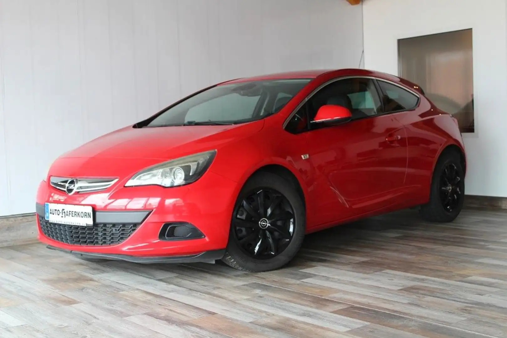Opel Astra J GTC Innovation*KAMERA*DAB*TEILLEDER* Rouge - 2