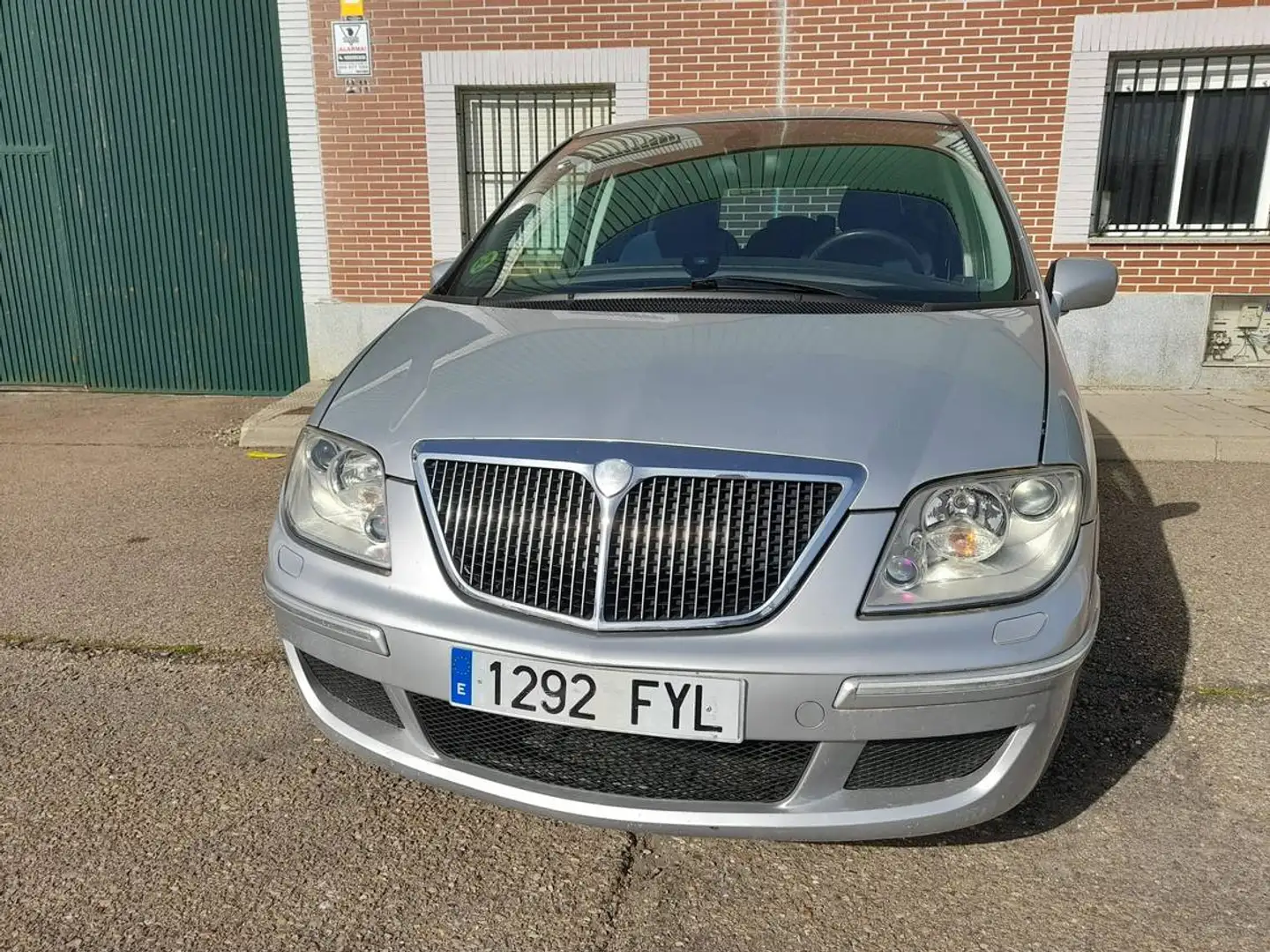Lancia Phedra 2.0JTD 16v Emblema 136 Beige - 2