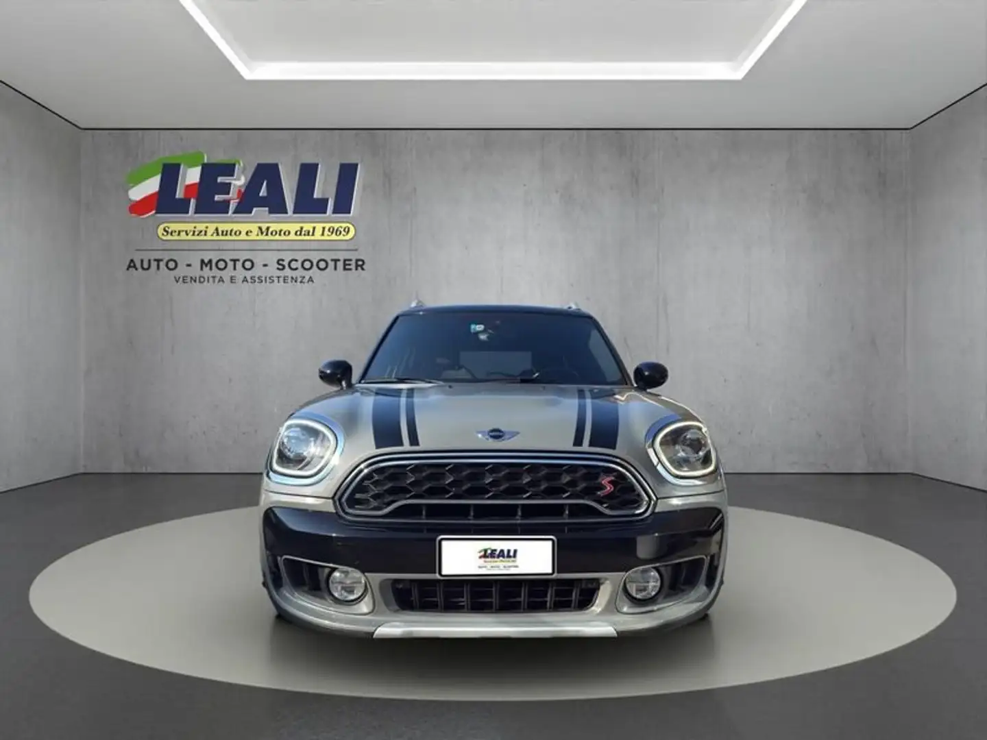 MINI Cooper SD Countryman Mini 2.0 Cooper SD 190cv Hype Countryman ALL4 Aut Grau - 2