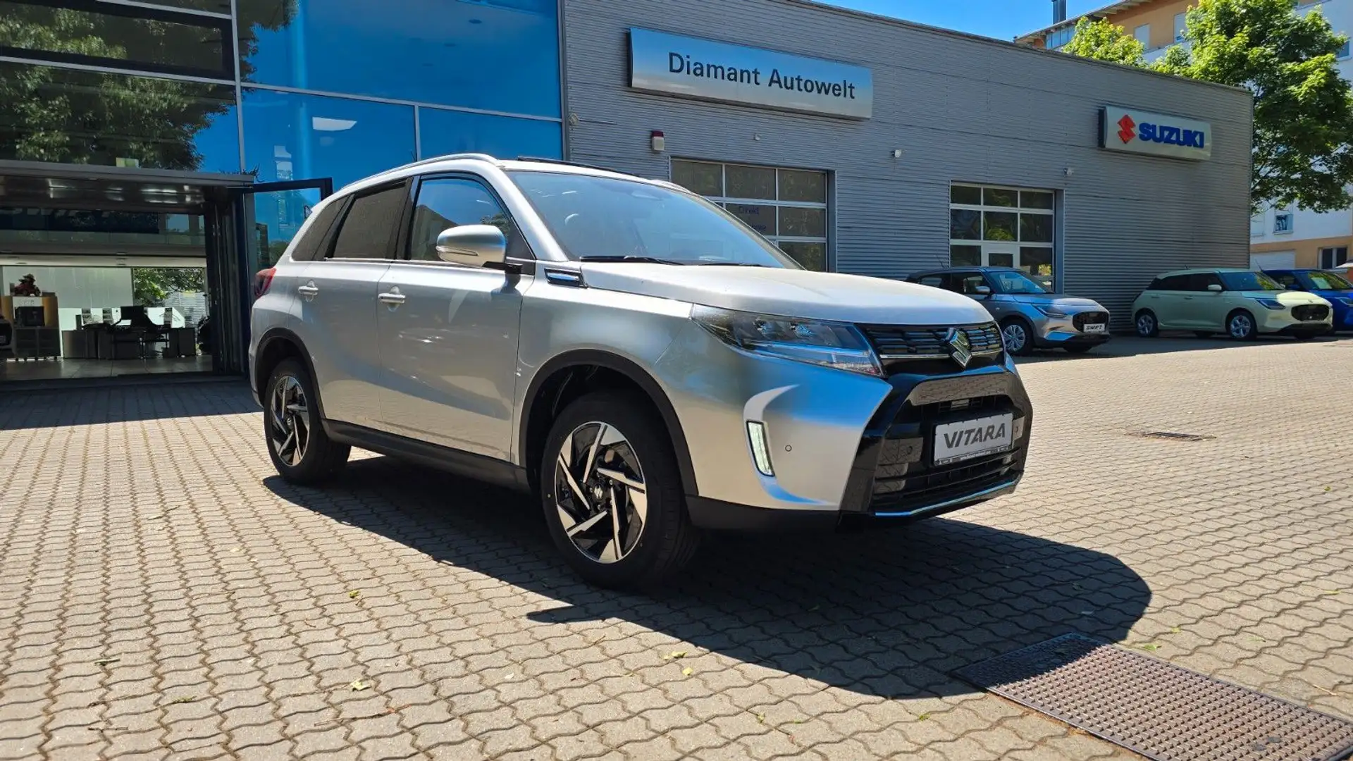 Suzuki Vitara 1.5 DUAJET Hybrid Comfort+ AGS Argent - 1