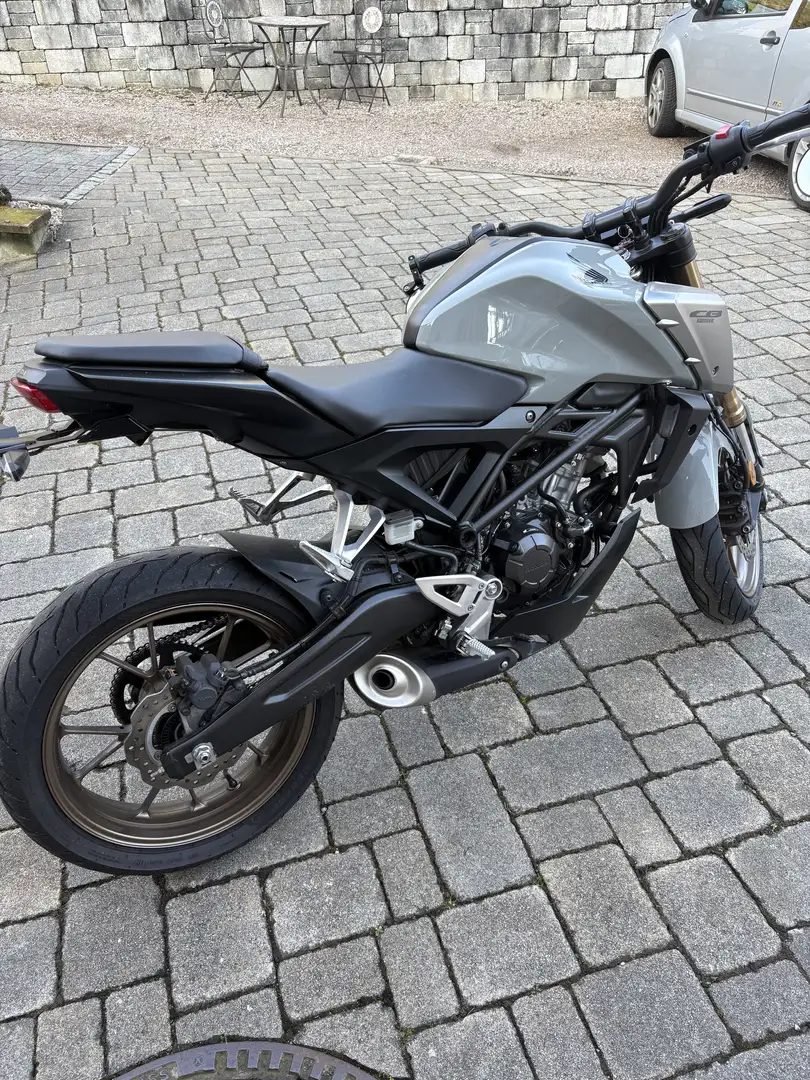 Honda CB 125 Gri - 2