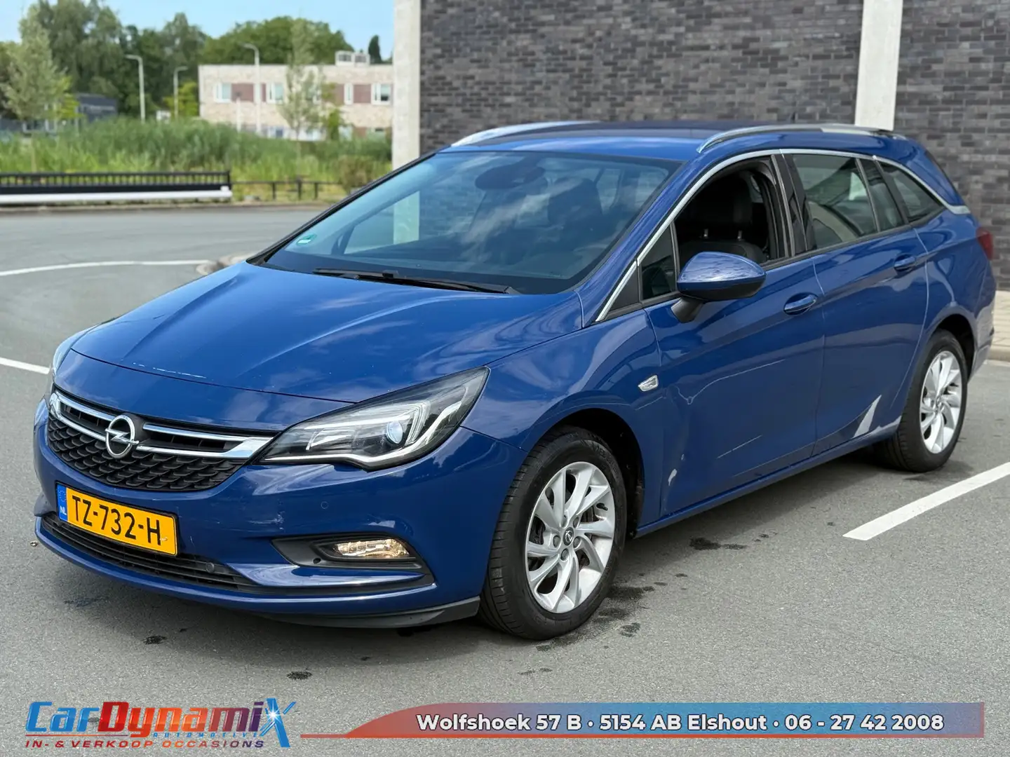 Opel Astra Sports Tourer 1.0 Turbo Business Executive | Licht Blauw - 2