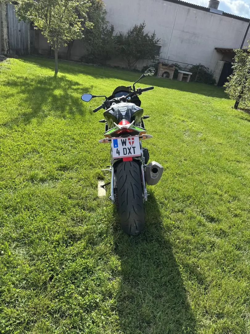 Aprilia Tuono V4 1100 Factory - 2