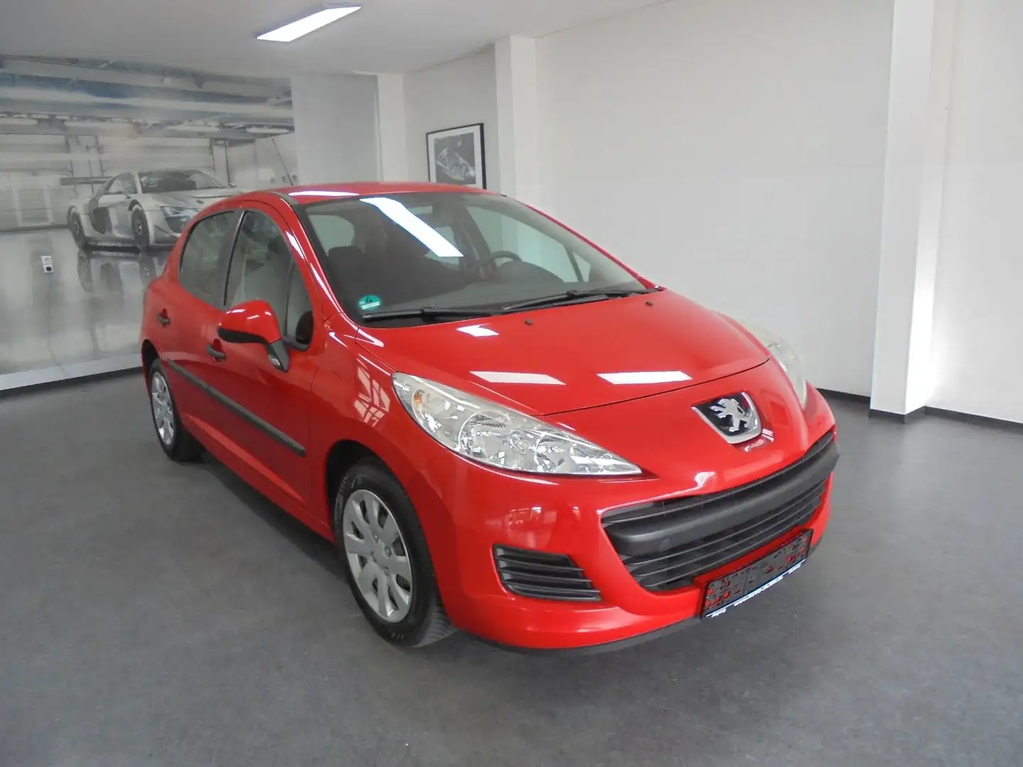Peugeot 207 1,4 Filou Klima TÜV 06/2027 Rot - 2