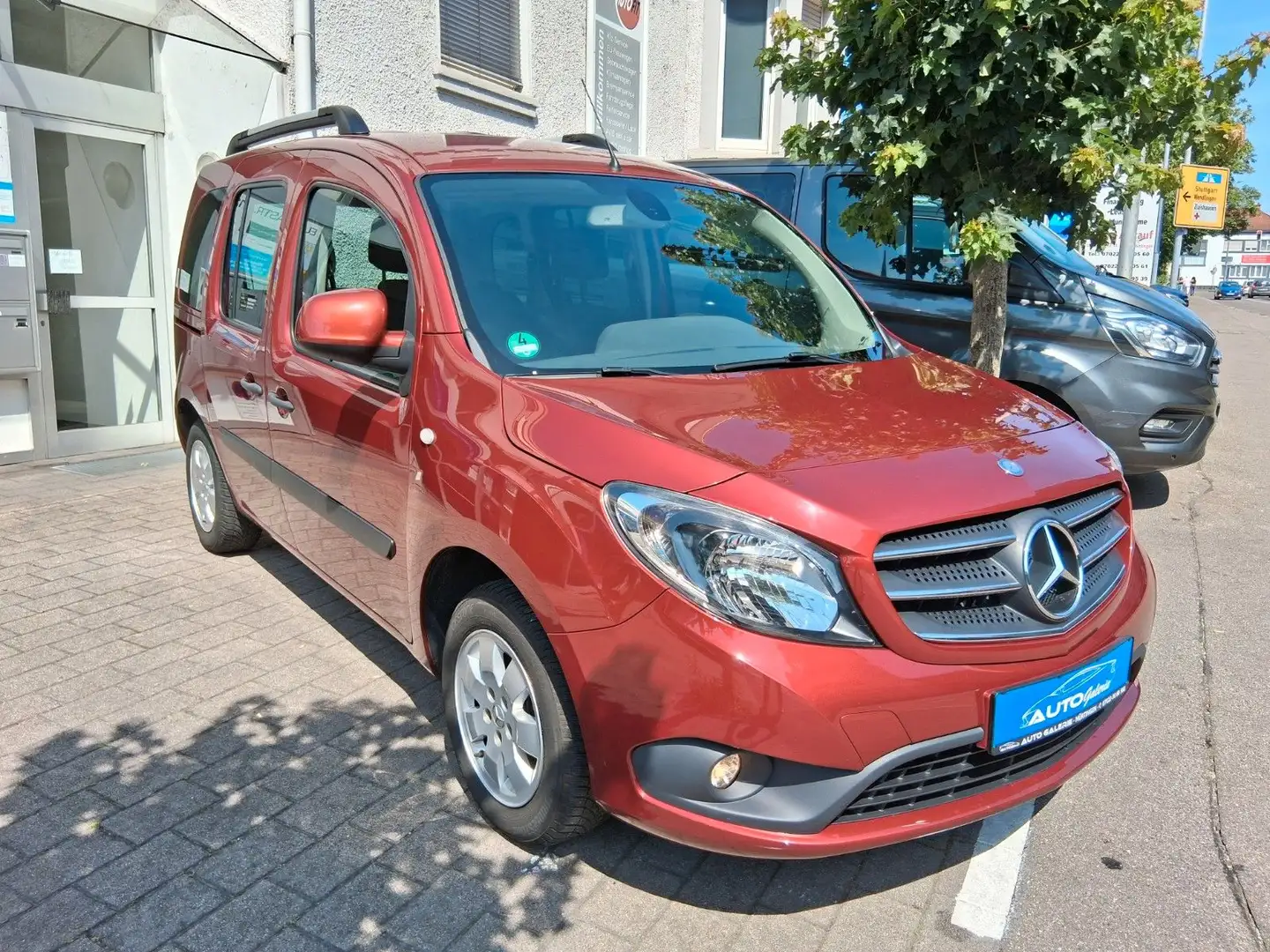 Mercedes-Benz Citan Tourer 111 CDI lang /Kamera/Sitzhz/ Rot - 2