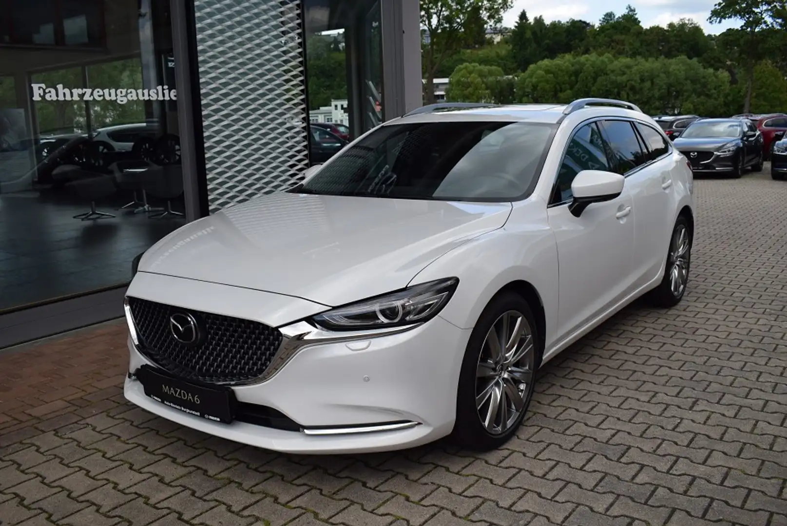 Mazda 6 2.5 194PS 6AG Takumi Schiebedach Leder Bose Matrix Weiß - 2
