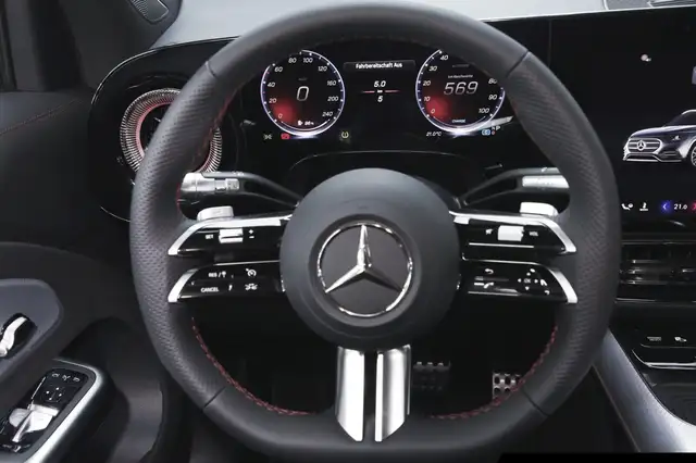 Mercedes-Benz GLB view 12