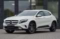 Mercedes-Benz GLA 180 Activity Edition MIT 2 JAHREN GARANTIE ! Weiß - thumbnail 1