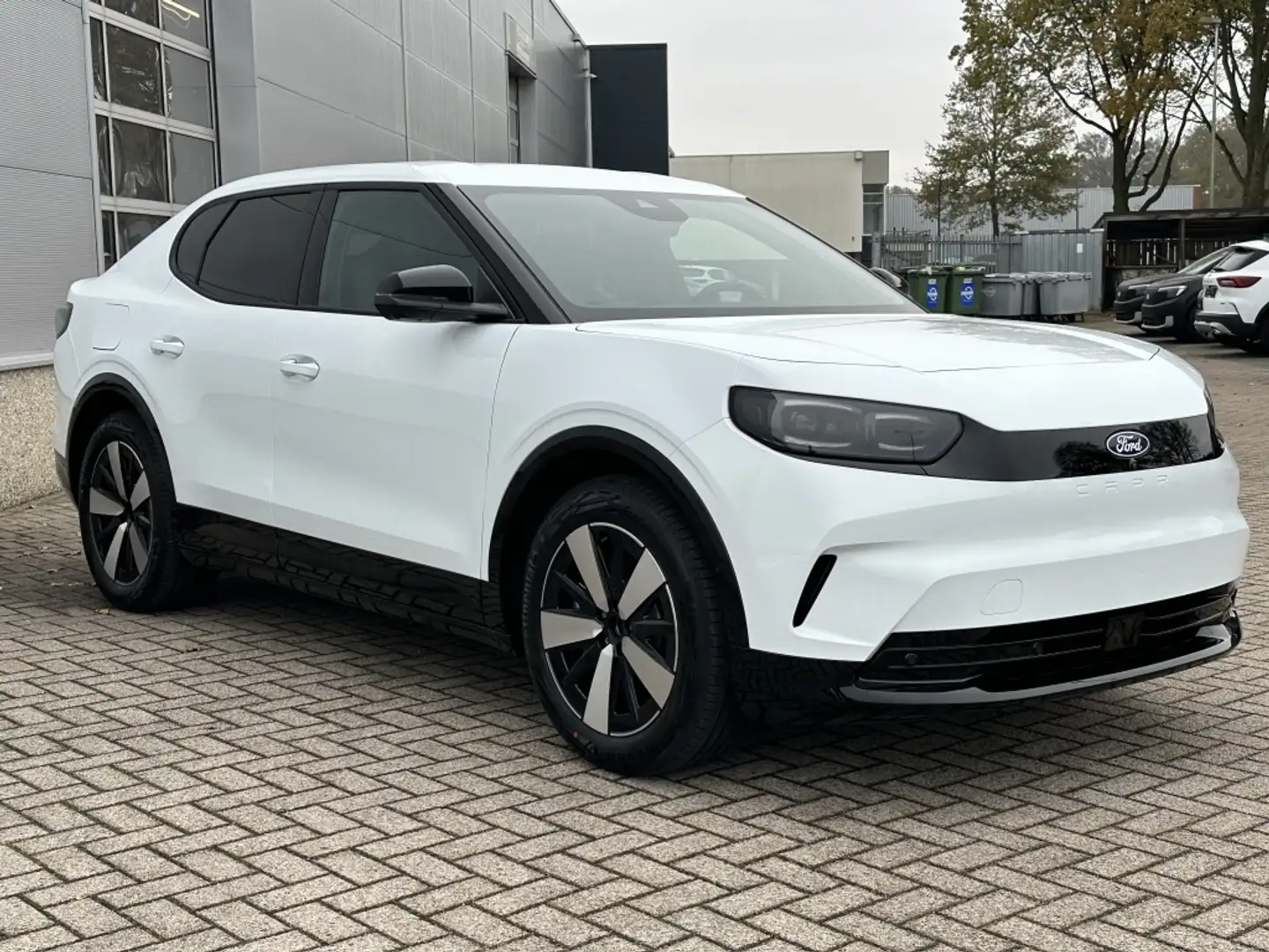 Ford Capri Ext Range RWD 77 kWh Wit - 2