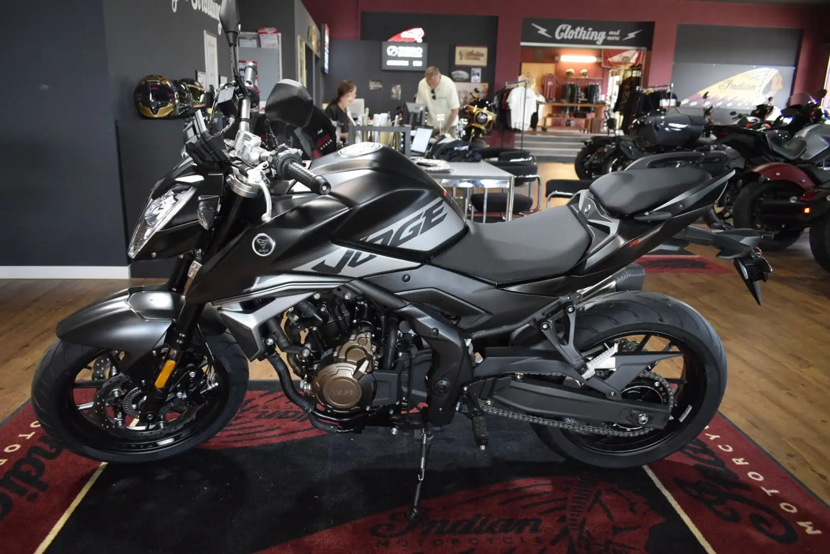 Voge R 625 ABS 4,99%Finanz, vor Ort Noir - 2