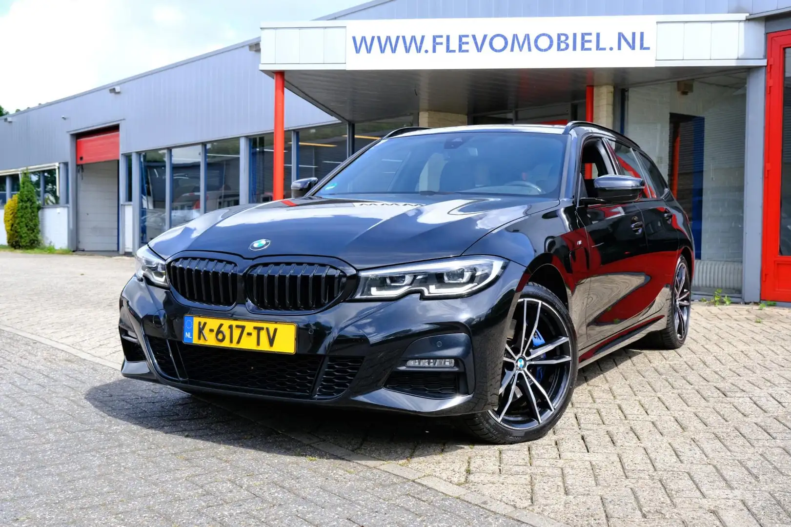 BMW 330 3-serie Touring 330e M Sport Aut. Pano|Leder|Apple Noir - 1