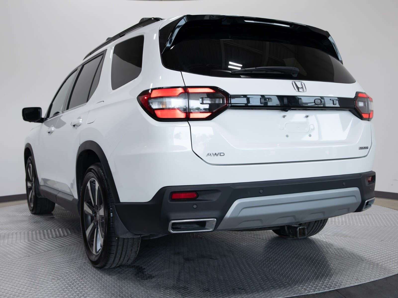 2024 Honda Pilot TOURING / NO ACCIDENTS / ONE OWNER — снимка 1