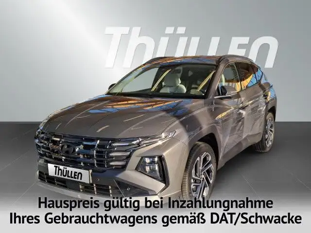 Hyundai Tucson view 3