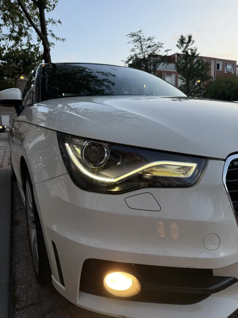 Audi A1 1.4 TFSI Amb. PL. B. Wit - 1