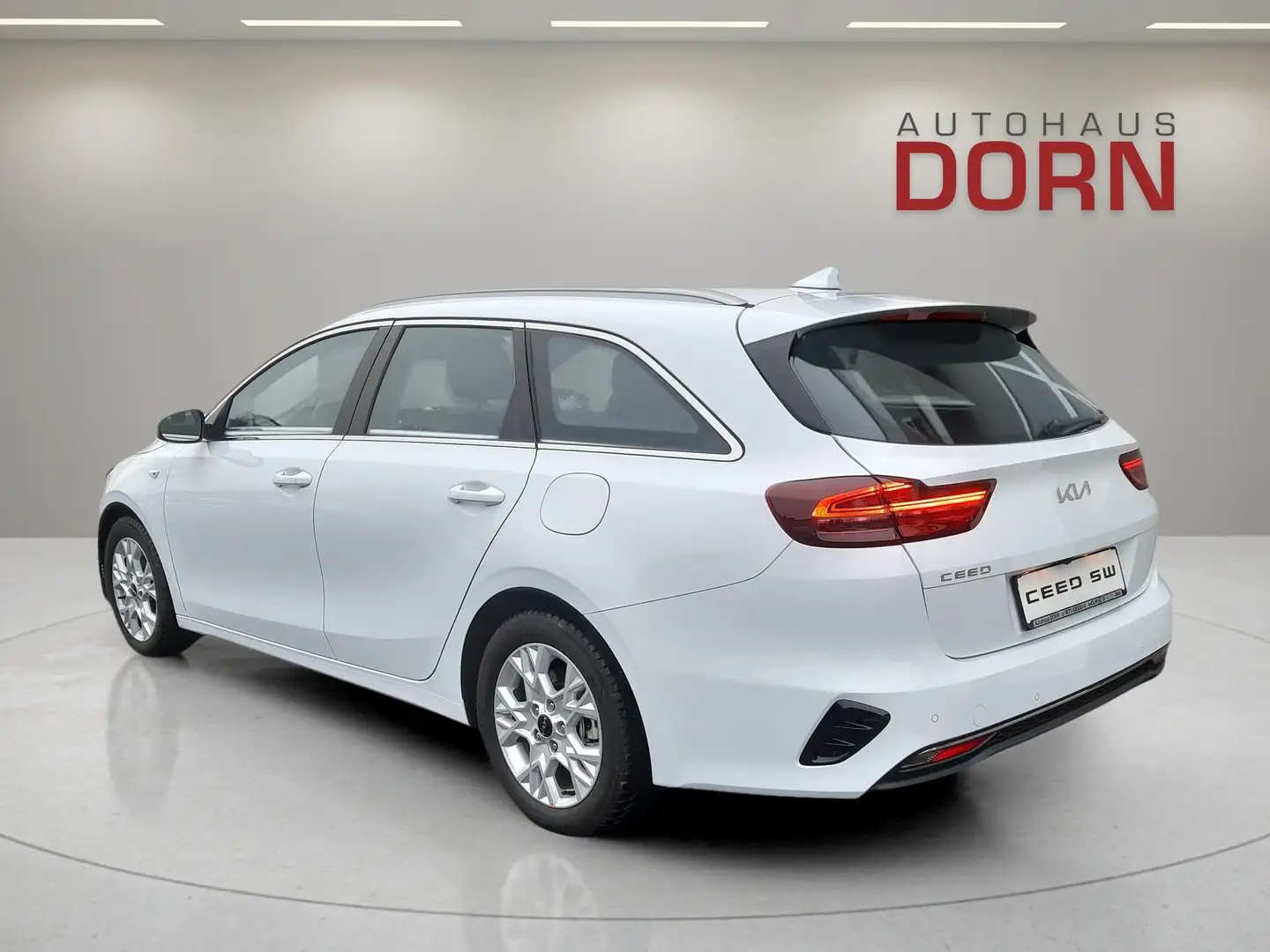 Kia Ceed SW / cee'd SW Vision 1.6D DCT7  DAB Kamera Sitzheiz. uvm. Bianco - 2