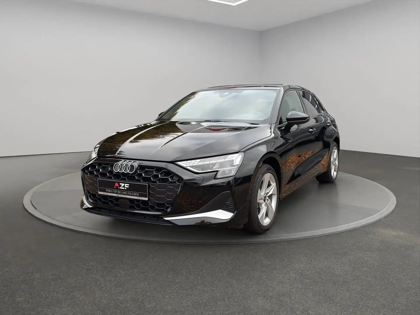 Audi A3 SB advanced 30 TFSI HUD+SONOS+NAVI+LED+SHZ Schwarz - 2