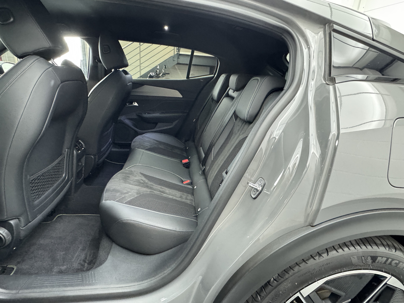 Peugeot 408 GT 225 Plug in Hybrid 360° Cam FULL LED — photo 13
