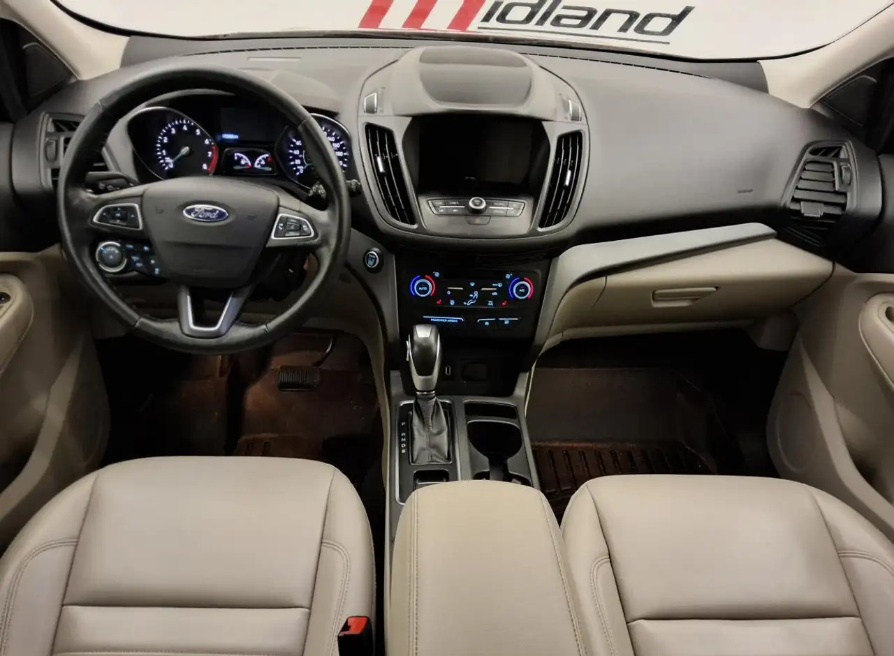 Ford Escape снимка Ford Escape