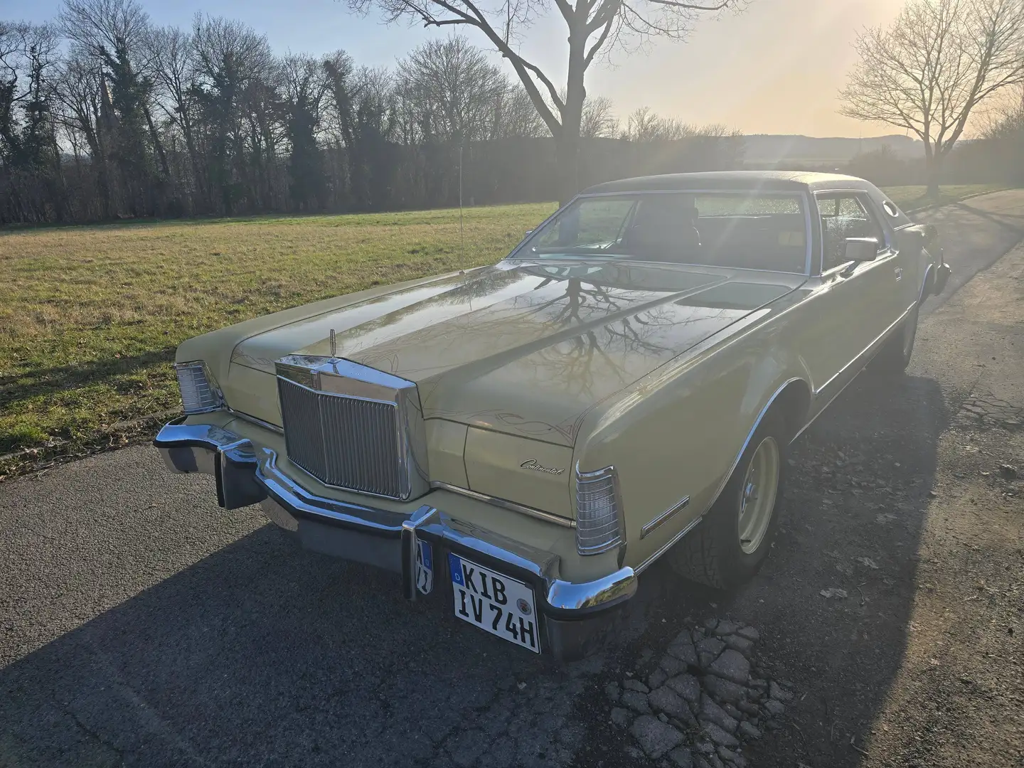 Lincoln Continental MK IV Beige - 1