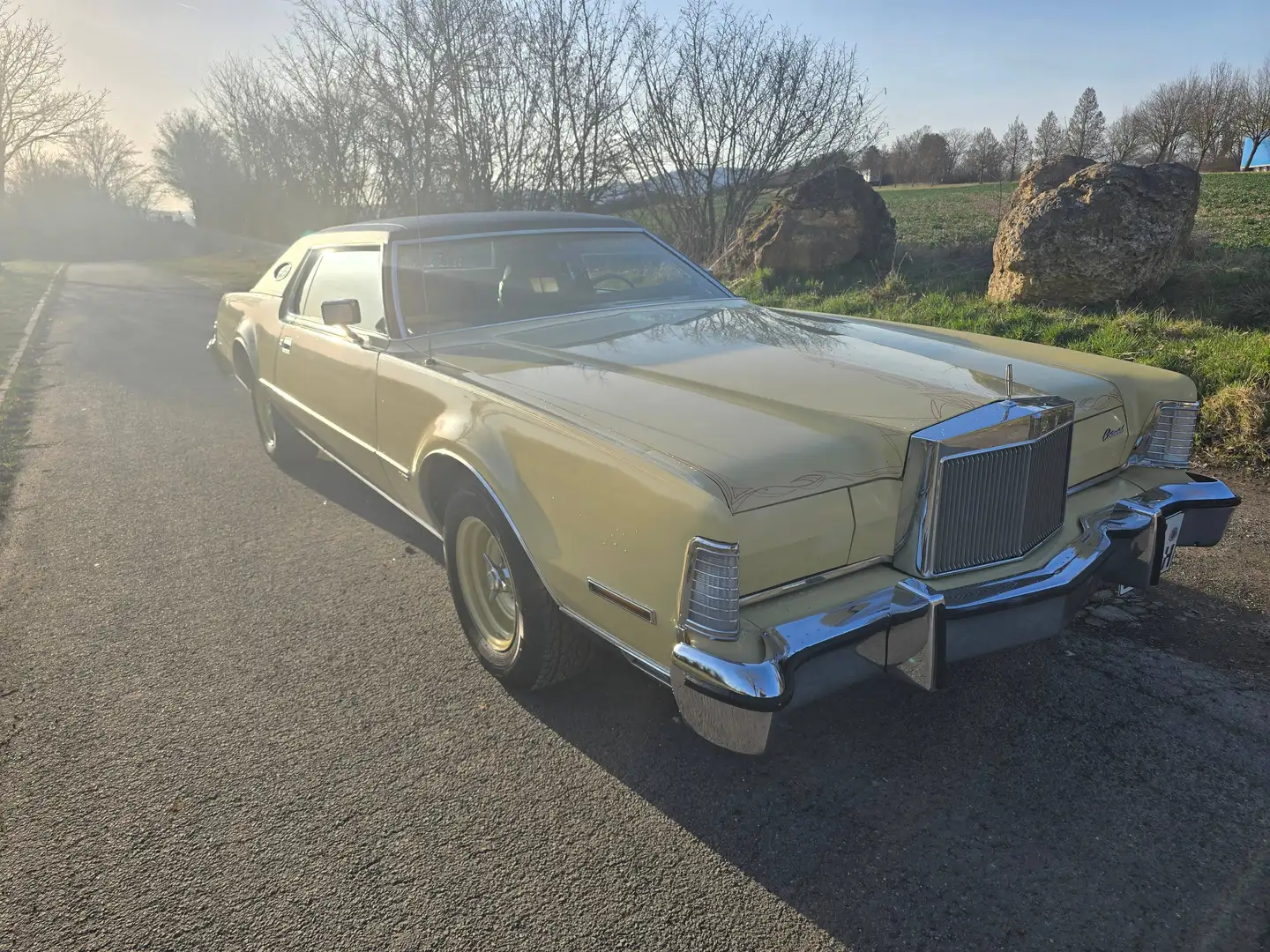 Lincoln Continental MK IV Beige - 2