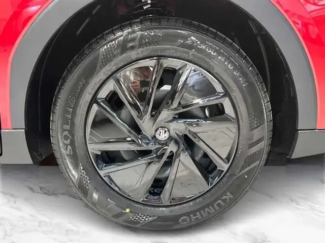 MG ZS view 8