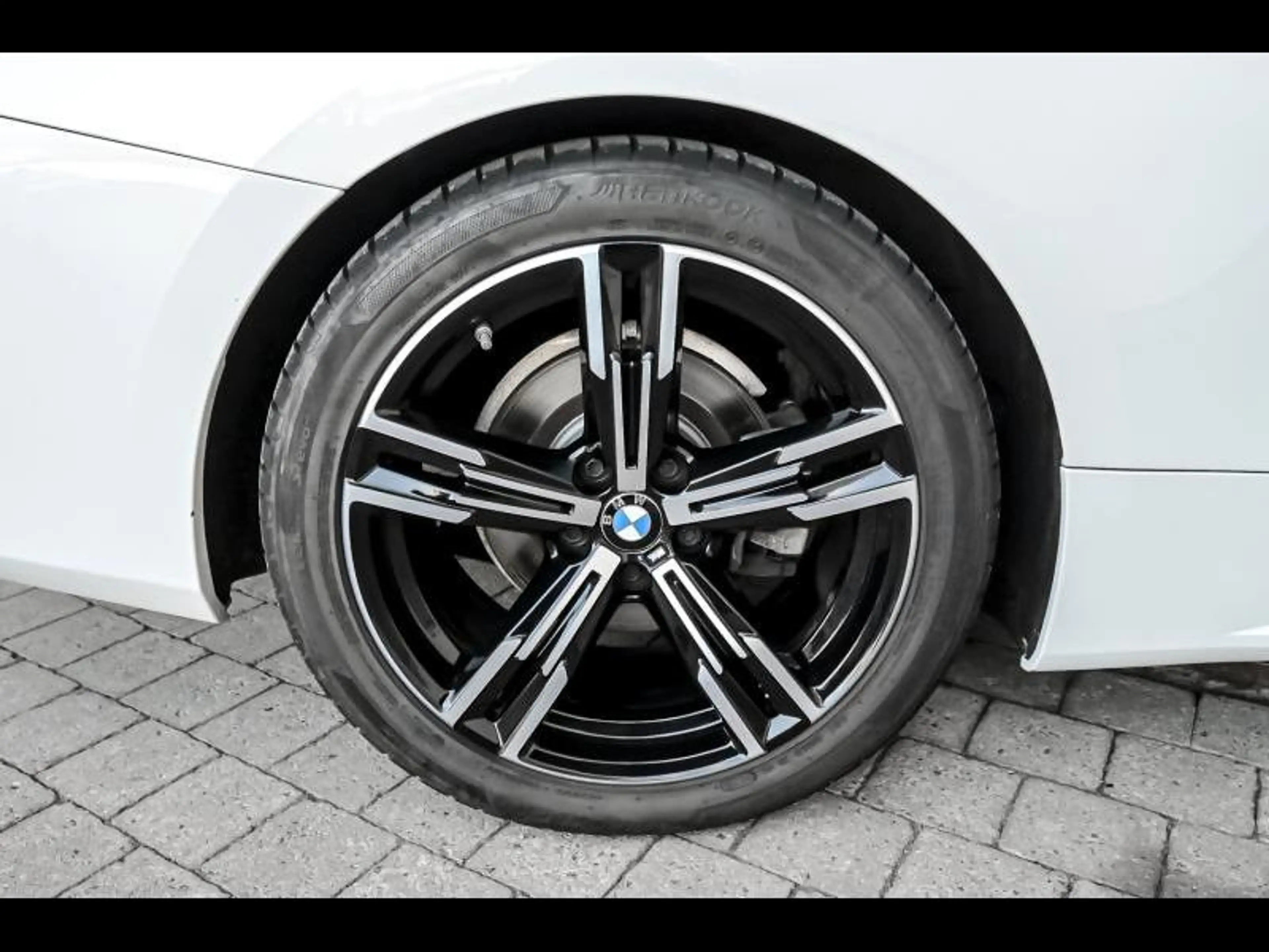 BMW 420 420i Cabrio - Model M Sport — photo 11