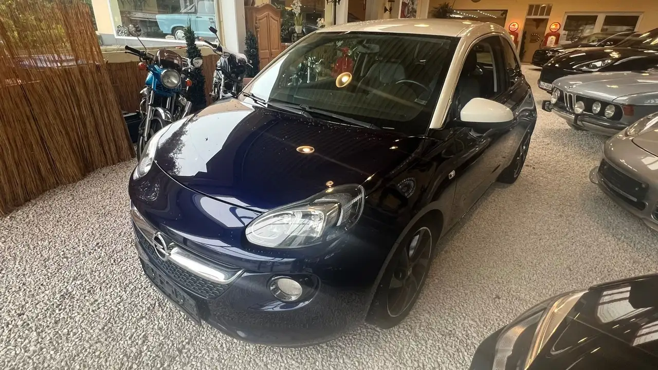 Opel Adam