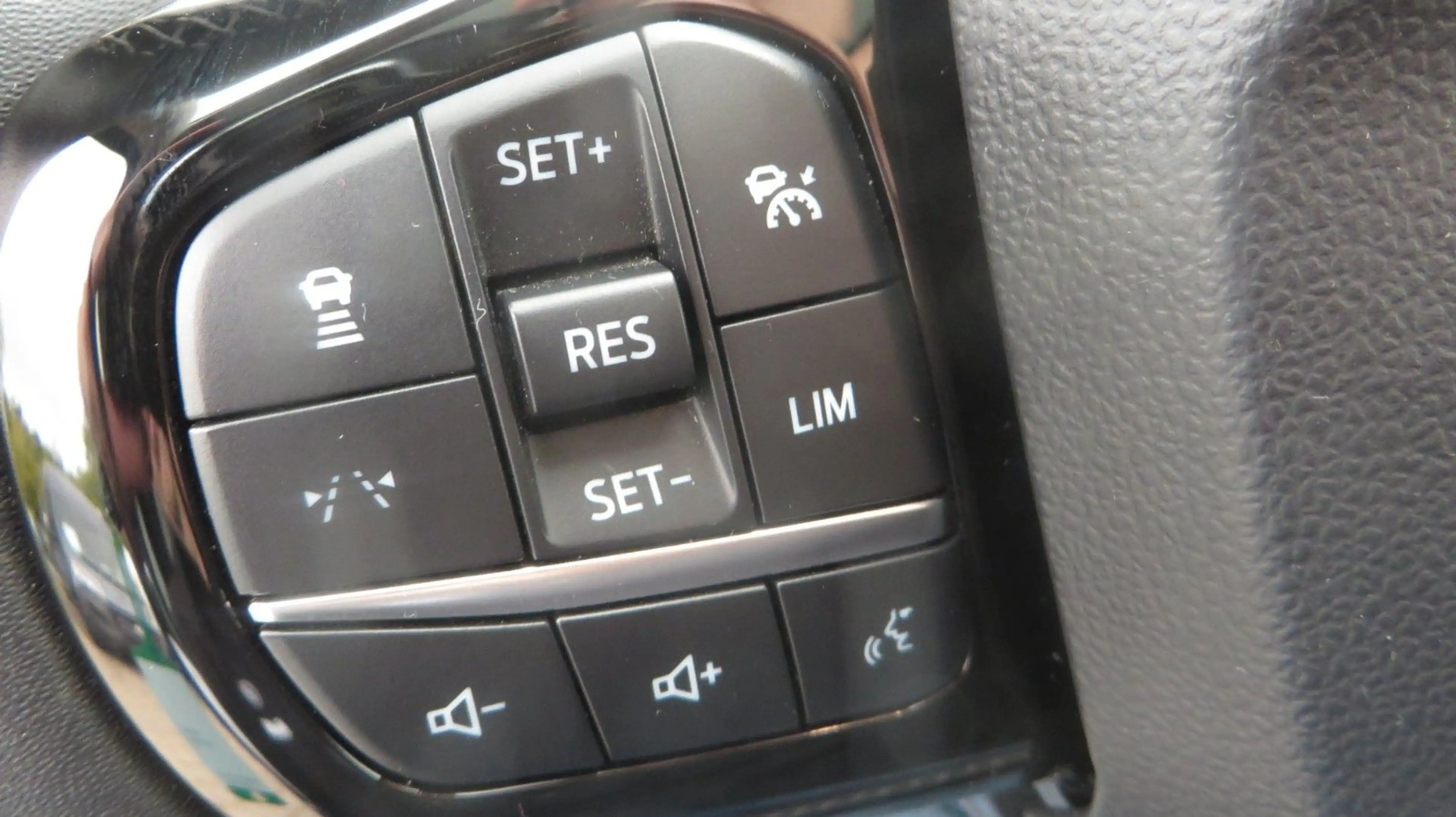 Ford Puma Gen-E 124 kW Premium FWD — photo 11