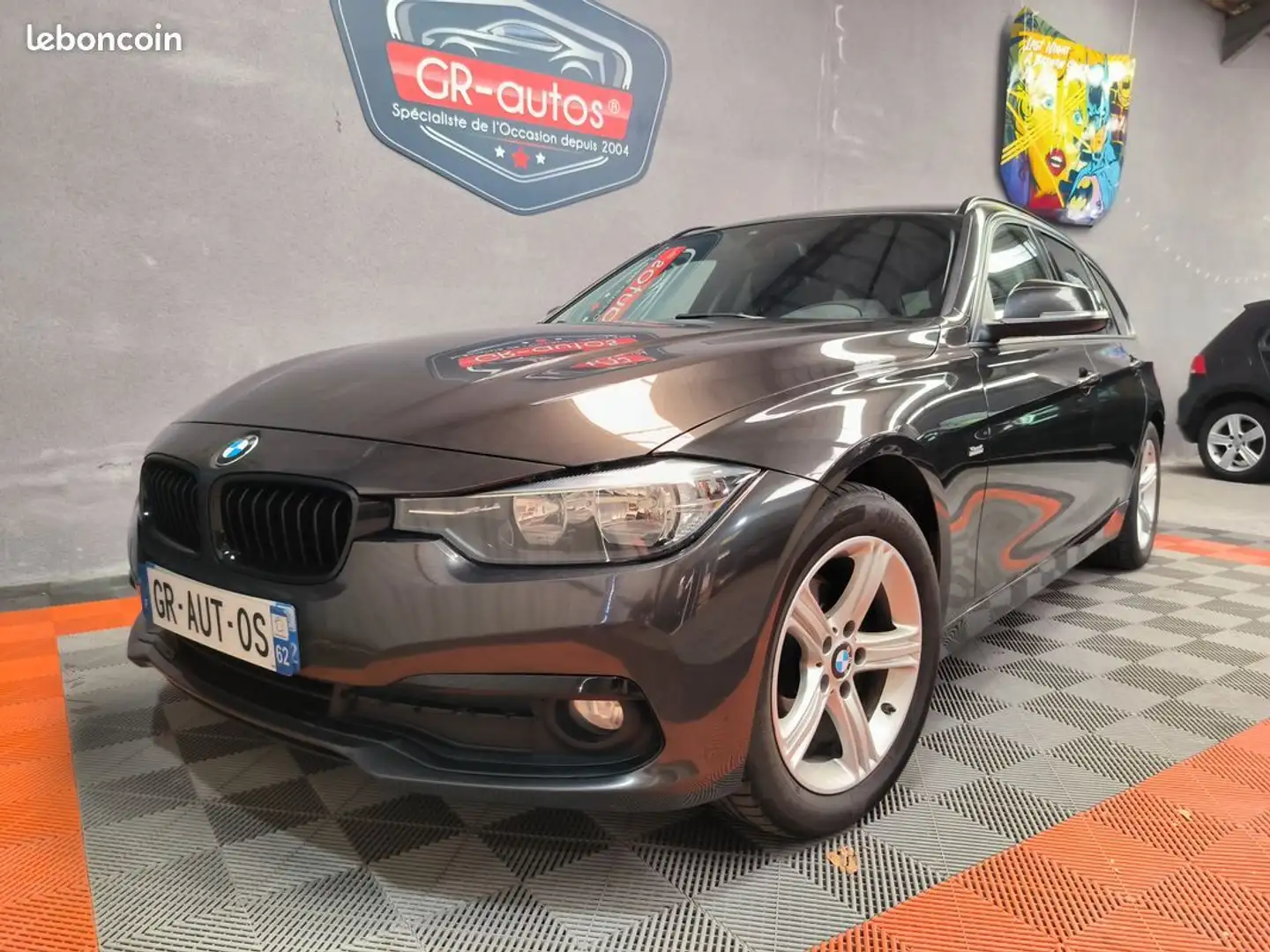 BMW 316 Touring 316d 115ch sport line 170000km garantie 6 mois gps attelage cuir bluetooth usb radar de recul hayon electrique - 1