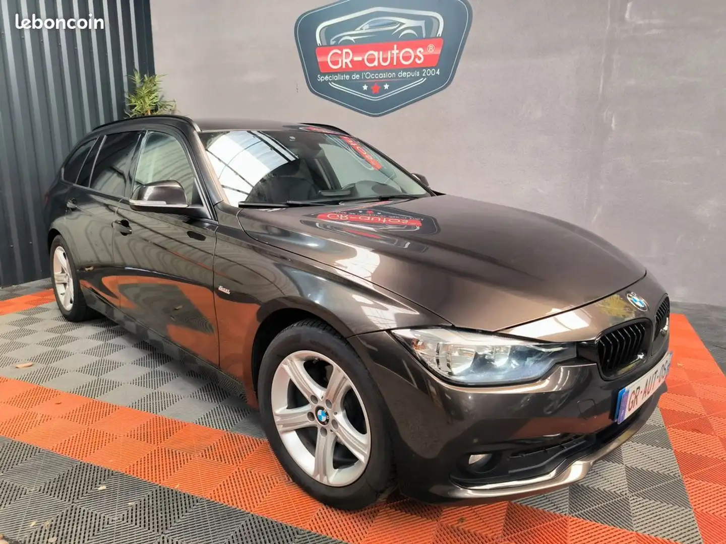 BMW 316 Touring 316d 115ch sport line 170000km garantie 6 mois gps attelage cuir bluetooth usb radar de recul hayon electrique - 2