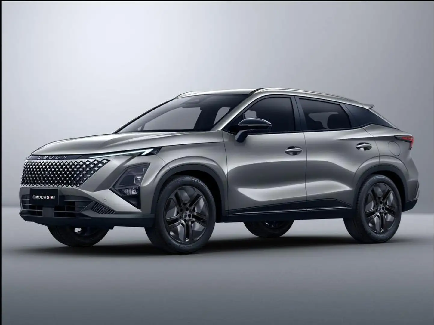 Omoda 5 1.5 TGDi Super Hybrid System 224 CV Pure Grau - 2