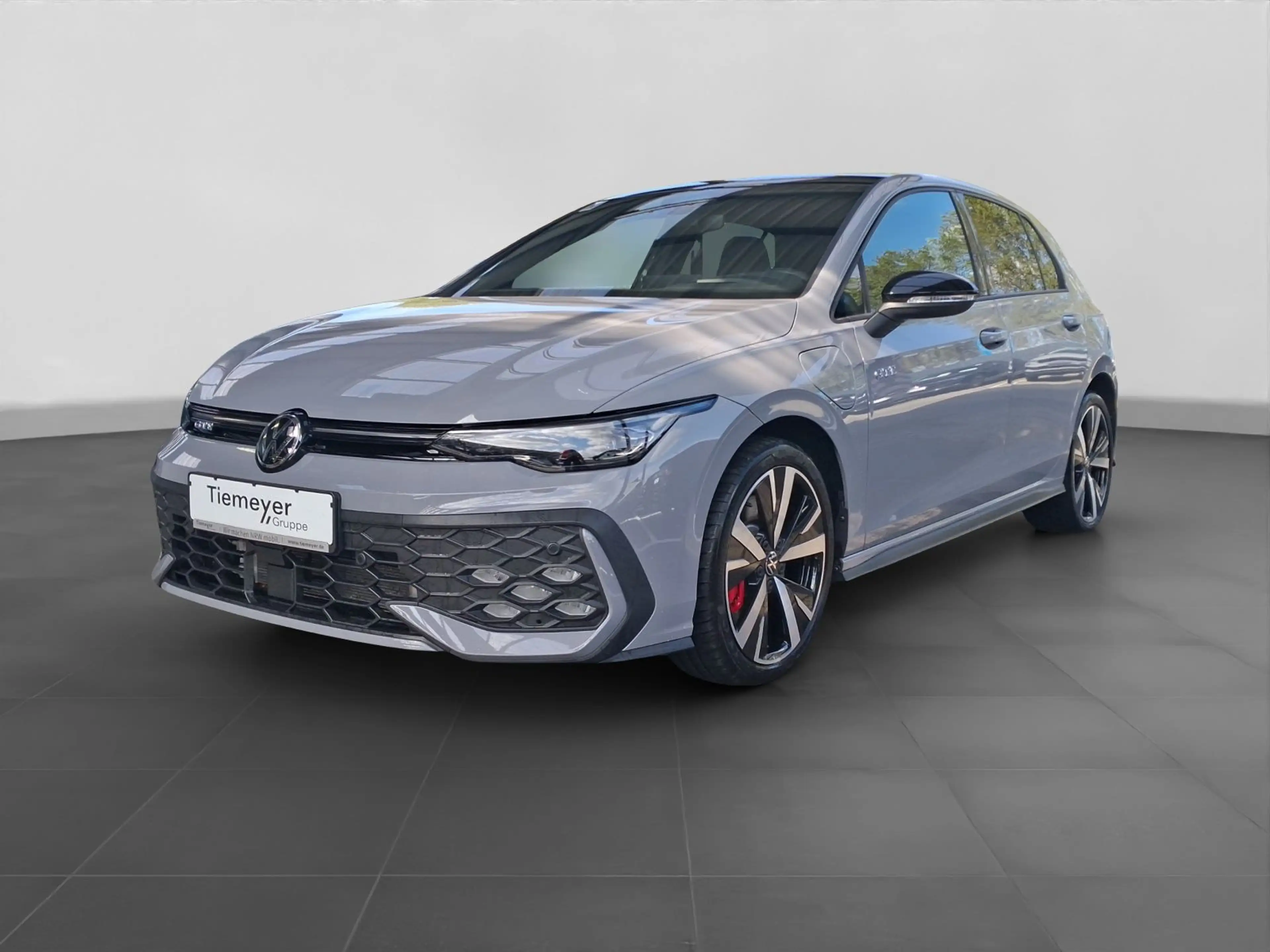 Volkswagen Golf GTE GTE BLACK PANO IQ.LIGHT LM18 HuD — photo 2