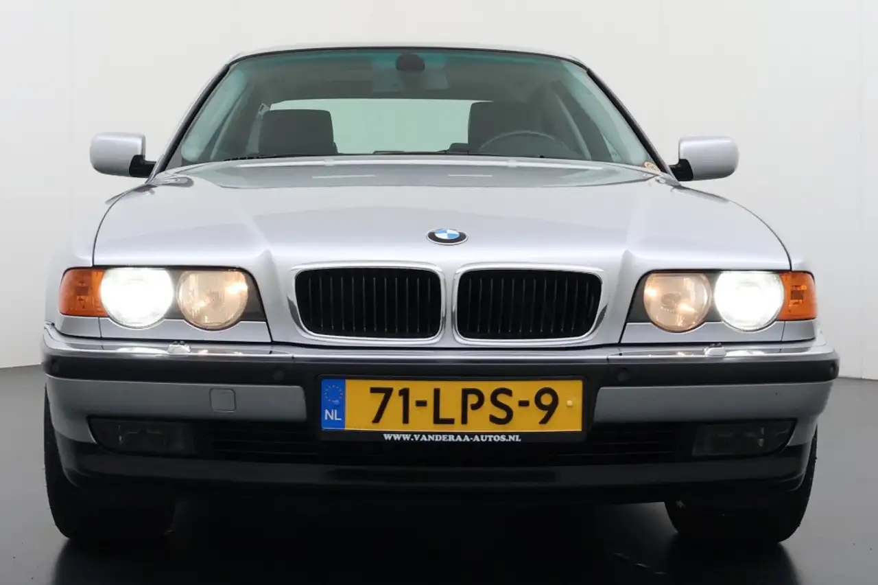 BMW 735I EXEC.HIGH-LINE v8 Automaat 175Kw Youngtimer!!, foto 8