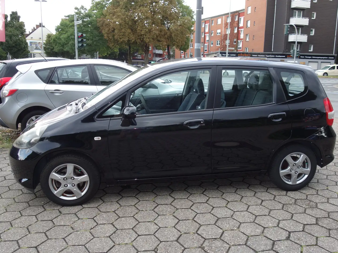 Honda Jazz Jazz 1.2 Style 1Hand 59300 Scheckheft TÜV8.2027 Schwarz - 1