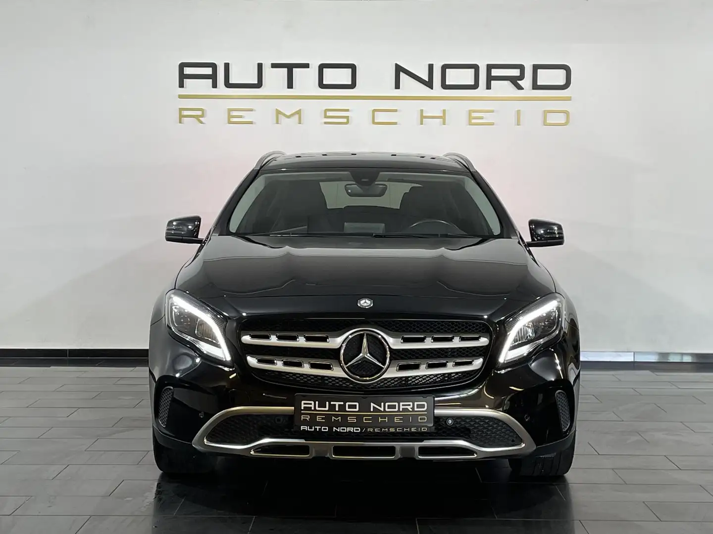 Mercedes-Benz GLA 220 d Urban*DCT*LED*AHK*Navi*MWST*KeyGo* - 2