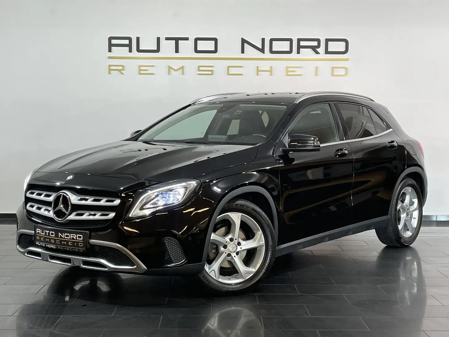 Mercedes-Benz GLA 220 d Urban*DCT*LED*AHK*Navi*MWST*KeyGo* - 1